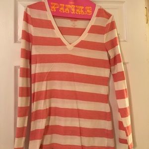 Long sleeve red and cream tshirt